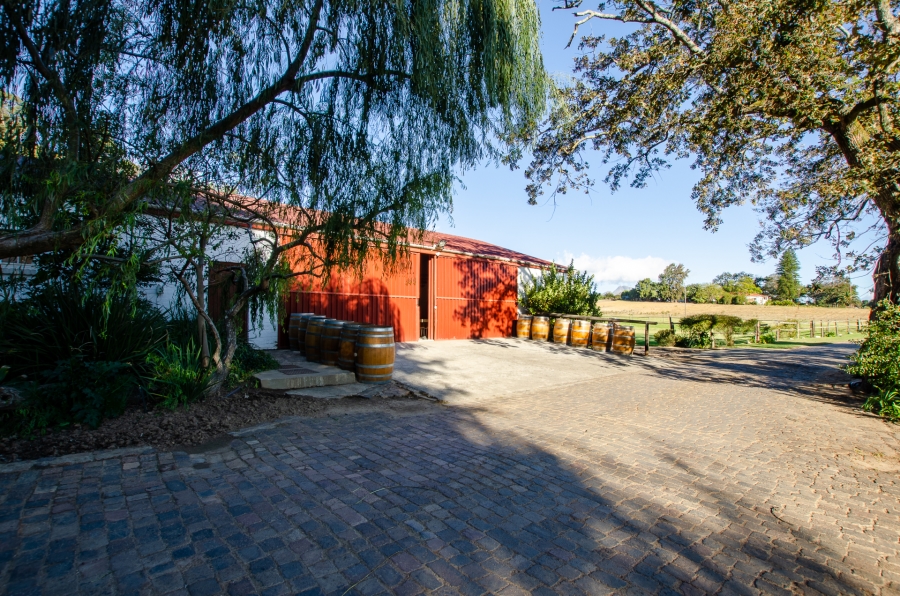 5 Bedroom Property for Sale in Stellenbosch Farms Western Cape